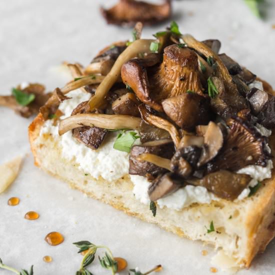 mushroom toast with brown butter - Recipe photo by withspice