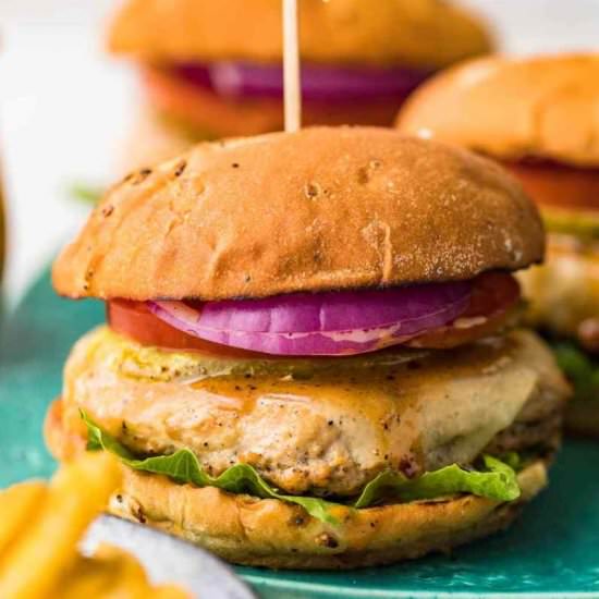 Juicy Chicken Burgers! - Recipe photo by Easy Chicken Recipes