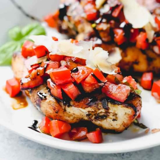 Easy Bruschetta Chicken! - Recipe photo by Easy Chicken Recipes