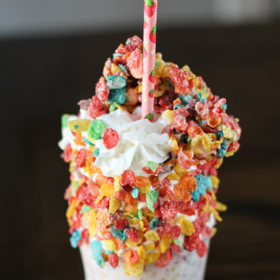 Fruity Pebbles Freak Shake - Recipe photo by JensJourney