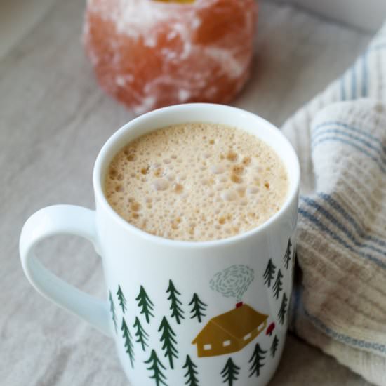 Vegan Dirty Chai Latte - Recipe photo by upbeetkitchen