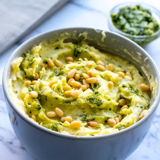 Pesto Mashed Potatoes - Recipe photo by pamelaz