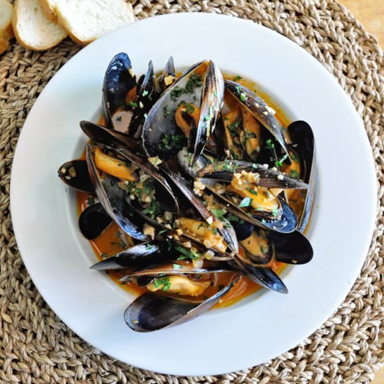 Spanish Marinated Mussels - Recipe photo by Spain on a Fork