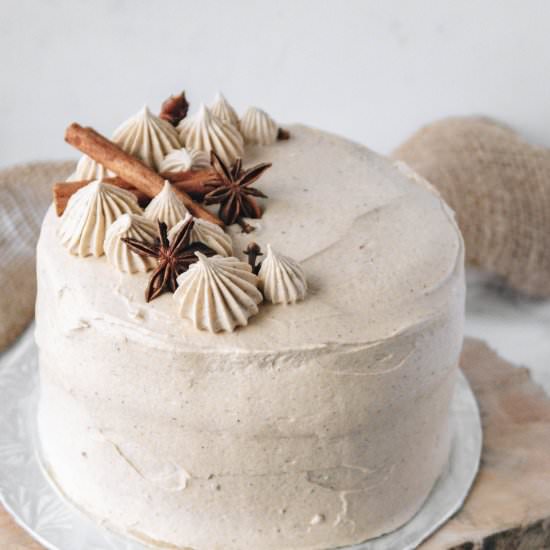 Vegan Chai-Spiced Cake - Recipe photo by Loud Bowl