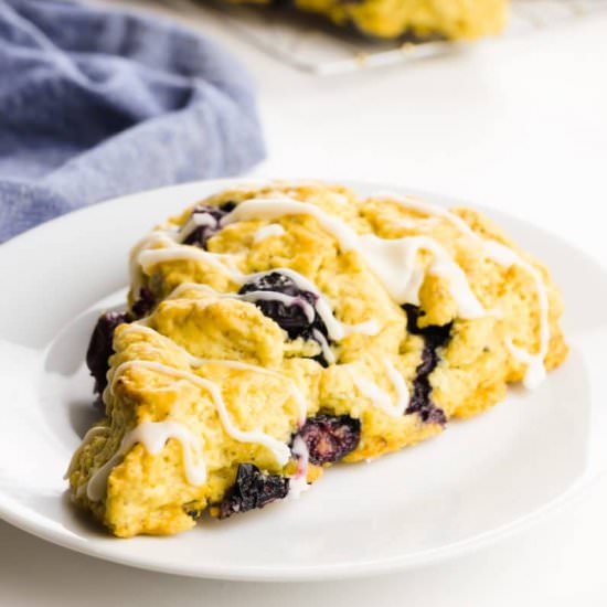 Easy Vegan Scones Recipe - Recipe photo by NamelyMarly