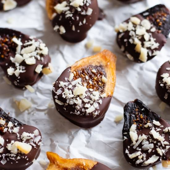 Low FODMAP Chocolate-Dipped Figs - Recipe photo by funwithoutfodmaps