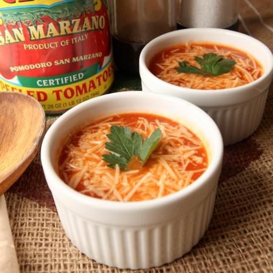 Creamy Crock Pot Tomato Soup - Recipe photo by browniebites