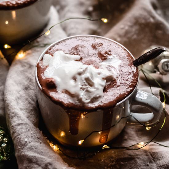 Healthier Hot Chocolate (vegan!) - Recipe photo by thebananadiaries