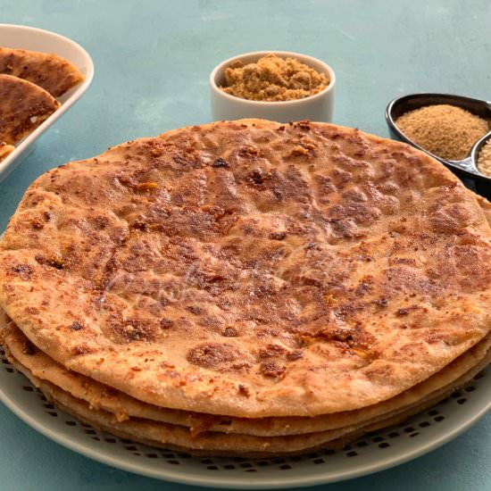 Gul Poli (Jaggery Sesame Flatbread) - Recipe photo by cookwithrenu