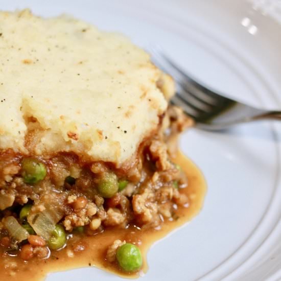 Best Vegan Shepherds Pie! - Recipe photo by Cheeky Chickpea