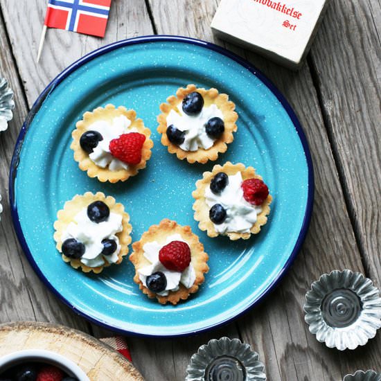 Norwegian Sandbakkelse Cookies - Recipe photo by cheap-recipe-blog