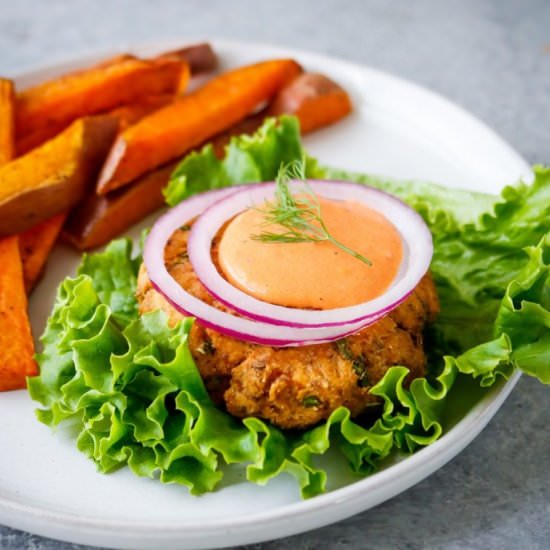 Sheet Pan Salmon Burgers - Recipe photo by mealpreponfleek