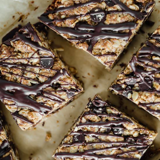 Chocolate Chip and Oat Cookie Bars - Recipe photo by glowinglywell