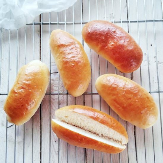 HOMEMADE HOT DOG BUNS - Recipe photo by MyHomeDiaryinTurkey