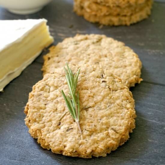 Crispy Oatmeal Cookies - Recipe photo by mygorgeousrecipes