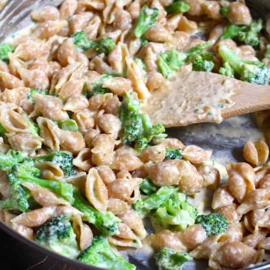 One Pan Broccoli Mac and Cheese - Recipe photo by frugalnutrition