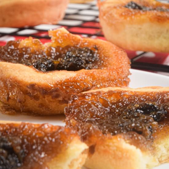 How To Make Butter Tarts - Recipe photo by inthekitchnet
