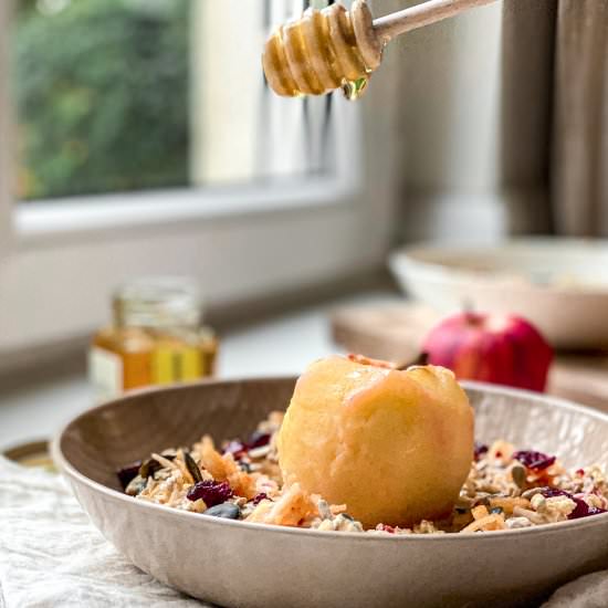 Bircher Muesli & Poached Apple - Recipe photo by uneptcuisiniere