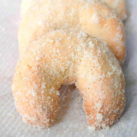 Vanillekipferl Cookies - Recipe photo by MasalaHerb