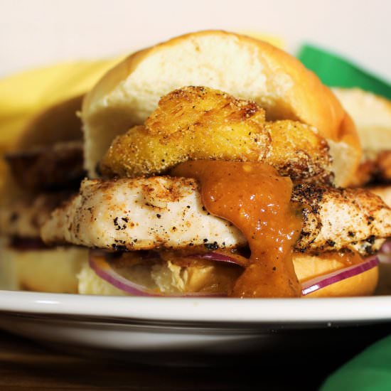 Jerk Chicken Slider - Recipe photo by thetailgatefoodie