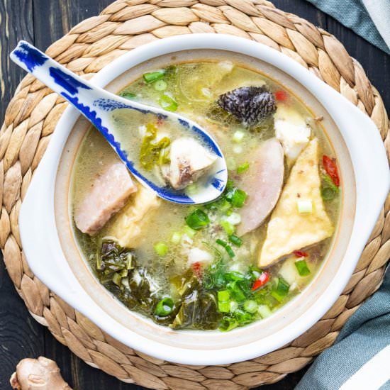 Chinese Fish Soup - Recipe photo by WokandKin