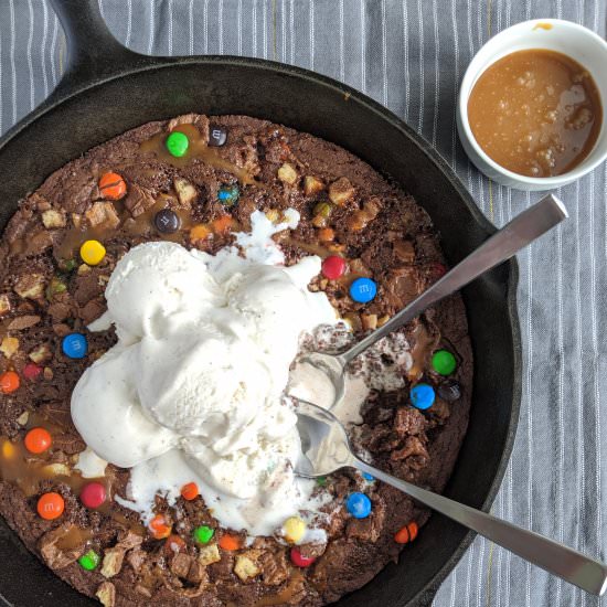 Caramel Skillet Brownie - Recipe photo by homebodyeats