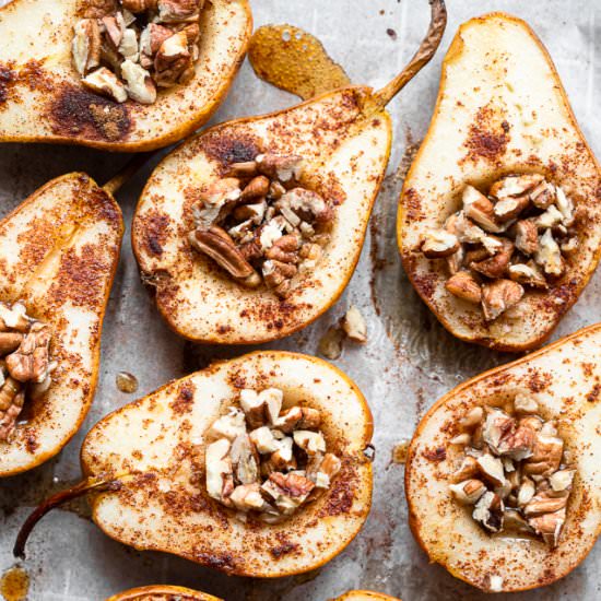 Whole Baked Pears with Honey - Recipe photo by foodfaithfitness