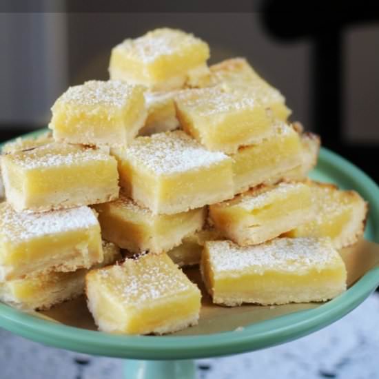 Ina Garten's Lemon Bars - Recipe photo by JensJourney