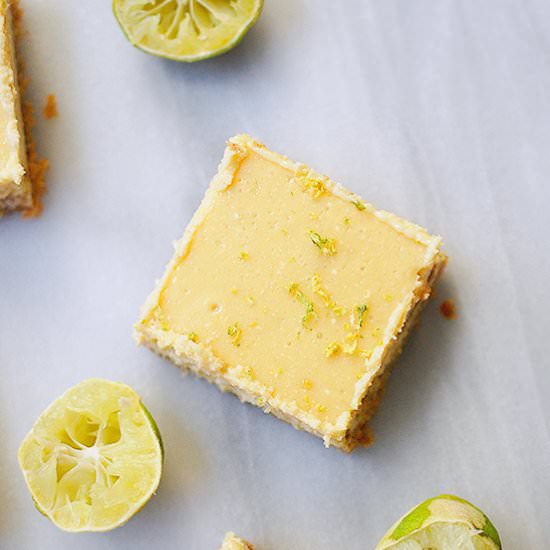 Key lime pie bars - Recipe photo by evabakes