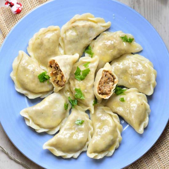 Sauerkraut mushroom pierogi - Recipe photo by everyday-delicious.com