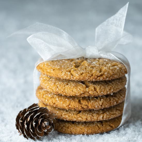 Molasses Crinkle Cookies - Recipe photo by Compelled To Cook