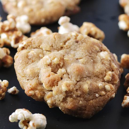 Caramel popcorn cookies - Recipe photo by Food Gal