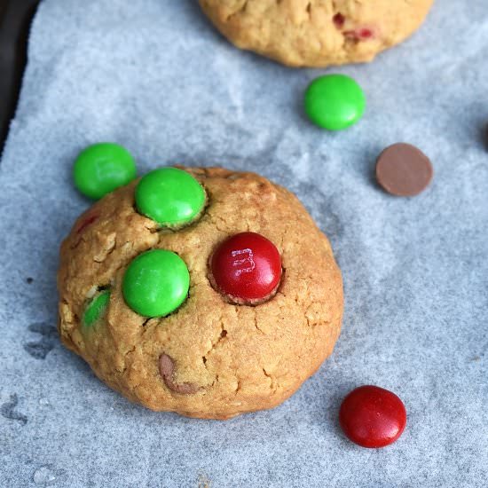 Christmas M&M Cookies - Recipe photo by lightscamerabake