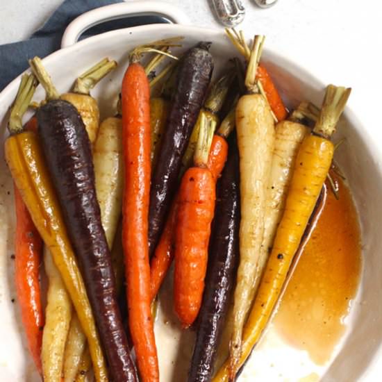 Maple Glazed Roasted Carrots - Recipe photo by suebeehomemaker