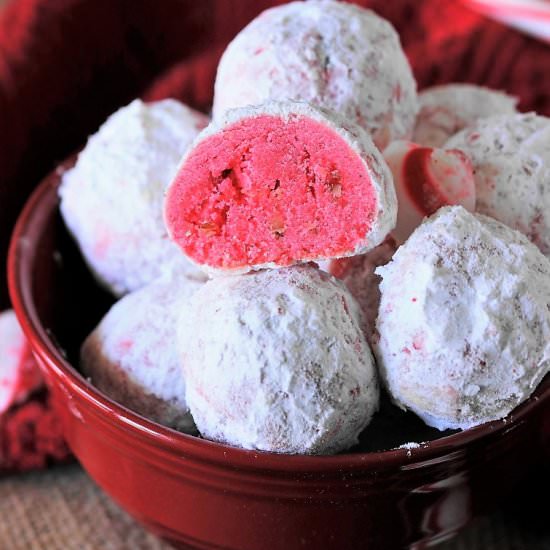 Peppermint Snowball Cookies - Recipe photo by thekitchenismyplayground