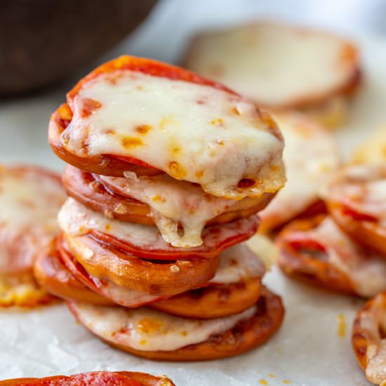 pretzel pizza bites - Recipe photo by Appetizer Addiction