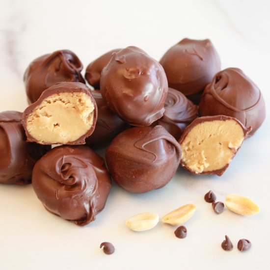 Old-fashioned Peanut Butter Balls - Recipe photo by theshortordercook