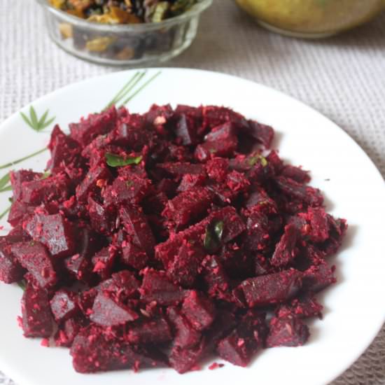 No Oil Beetroot Poriyal - Recipe photo by cbefoodblogger