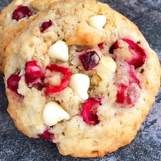 White Chocolate Cranberry Cookies - Recipe photo by Cakewhiz