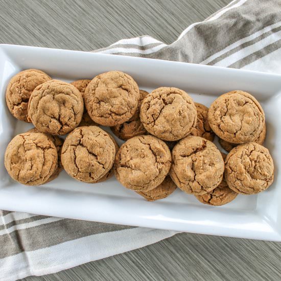 gluten free molasses spice cookies - Recipe photo by Allons-Eat
