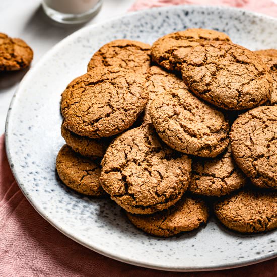 Paleo Gingerbread Cookies - Recipe photo by foolproofliving.com