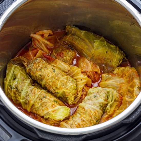 instant pot stuffed cabbage rolls - Recipe photo by Happy Foods Tube