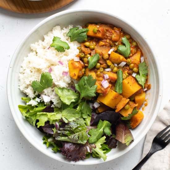 Aloo Matar (potato and pea curry) - Recipe photo by glowinglywell