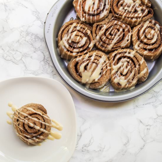 Healthy Vegan Cinnamon Rolls - Recipe photo by Plentyfullvegan