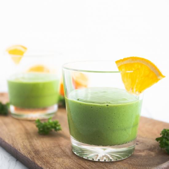 Healthy Green Detox Smoothie - Recipe photo by spoonfulofkindness