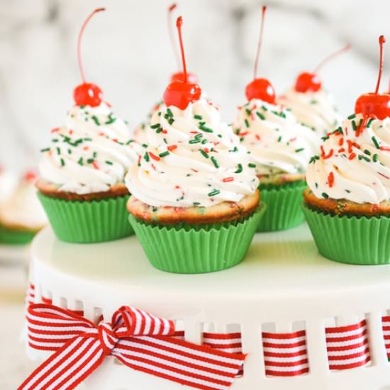Christmas Confetti Cupcakes - Recipe photo by TheCakeChica
