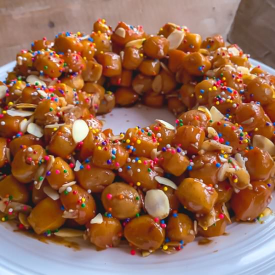 Struffoli (Italian honey balls) - Recipe photo by feelingfoodish