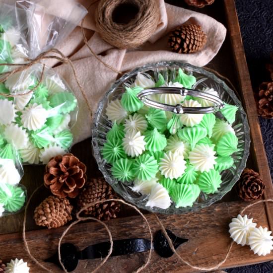 Christmas Peppermint Rosettes - Recipe photo by byronethomas