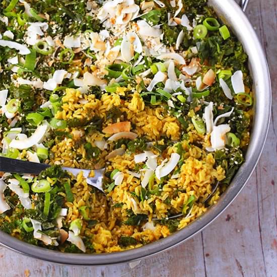 Turmeric coconut rice with kale - Recipe photo by veganwithgusto