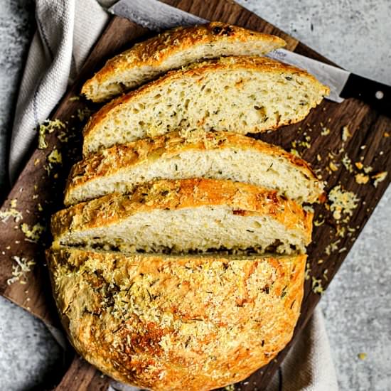 Roasted Garlic & Rosemary Bread - Recipe photo by killingthyme
